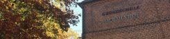 Unsere Schule im Herbst
