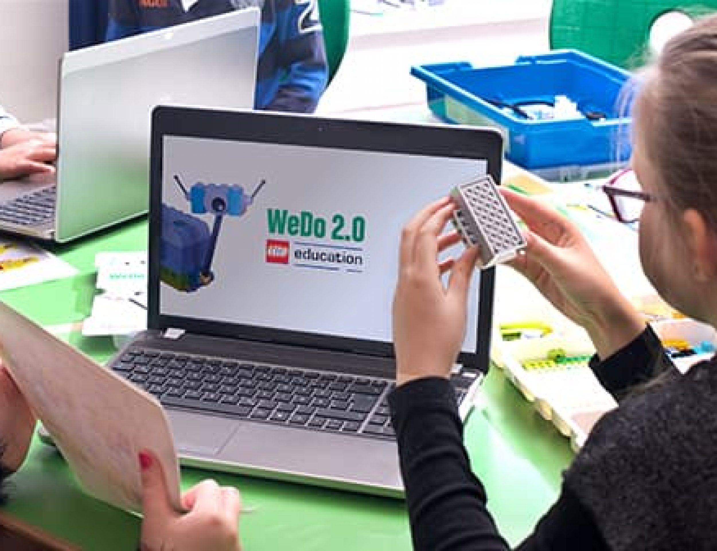 Am 9. März 2019 möchten wir allen Eltern und Interessierten das Projekt vorstellen und Sie können LEGO We-Do selbst...
