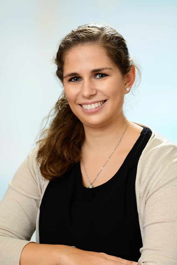 Jennifer Driendl, Lehrerin